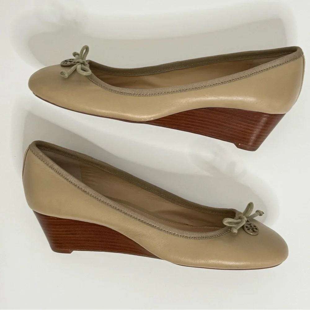 Tory Burch Leather Wedge Ballet Flats – Size 7M